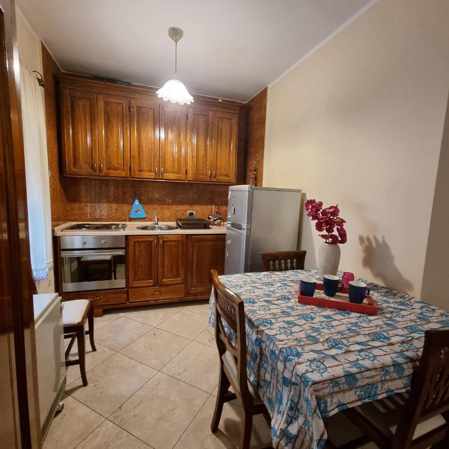 Apartment On The Shore Of The Bay Of Kotor With Free Wi-Fi Luaran gambar